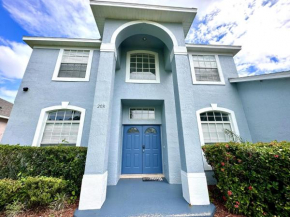 6 Bed Pool Home On Golf Community 208